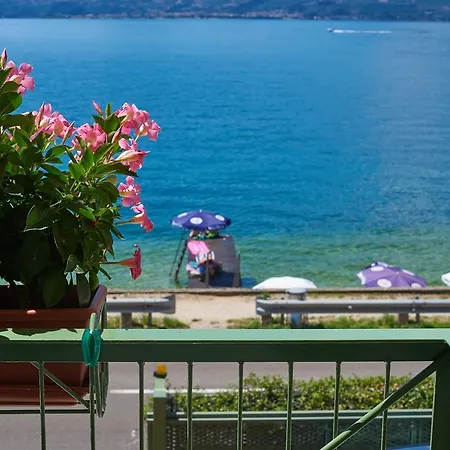Otel Carlotta Torri Del Benaco