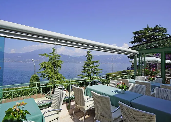 Hotel Carlotta Torri Del Benaco