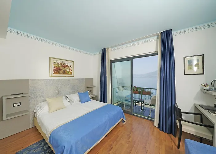 Carlotta Hotel