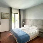 Отель Carlotta 3*