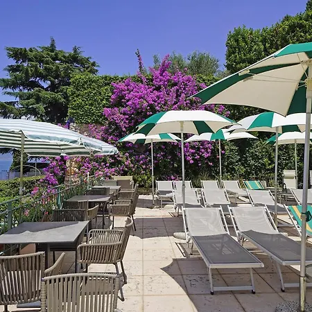 Hotel Carlotta 3*