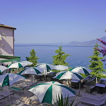 Carlotta Hotel
