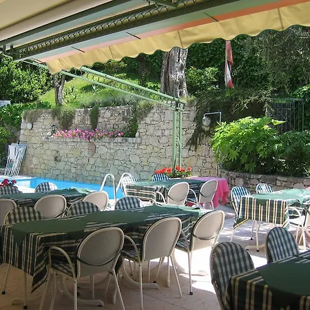 Ξενοδοχείο Carlotta Torri Del Benaco
