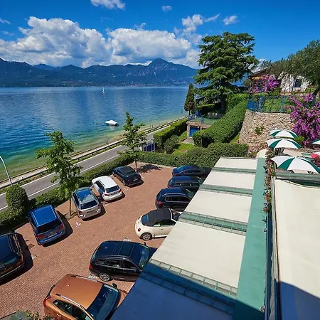 Carlotta Hotel Torri Del Benaco