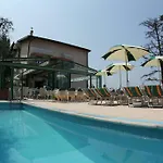 Hotel Carlotta 3*
